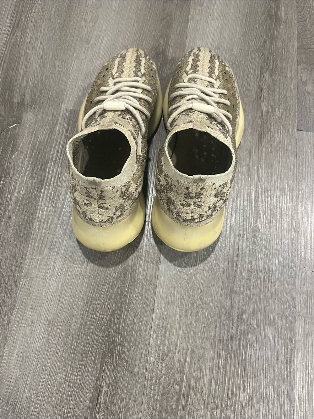 Yeezy (YZY) 380 “Pyrite” - Picture 4 of 7